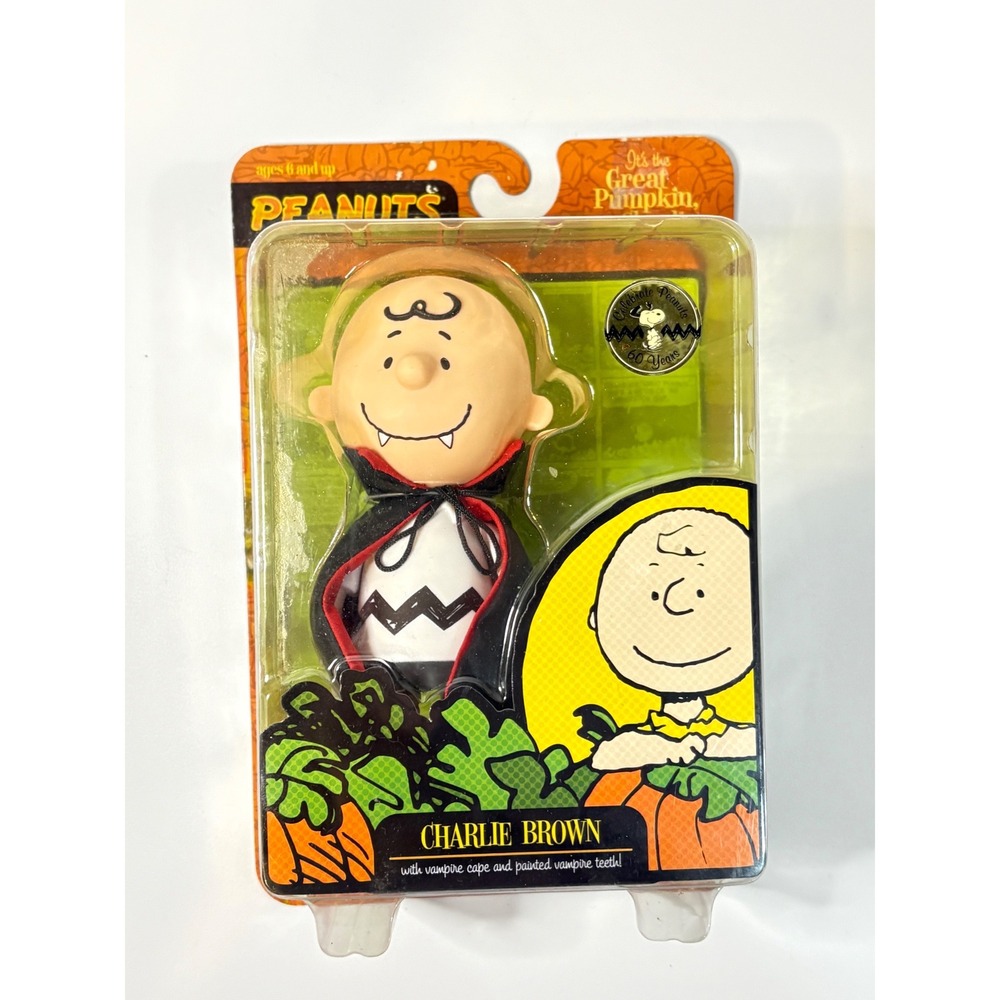 Peanuts Charlie Brown Vampire Halloween Figure Great Pumpkin Forever Fun 6526